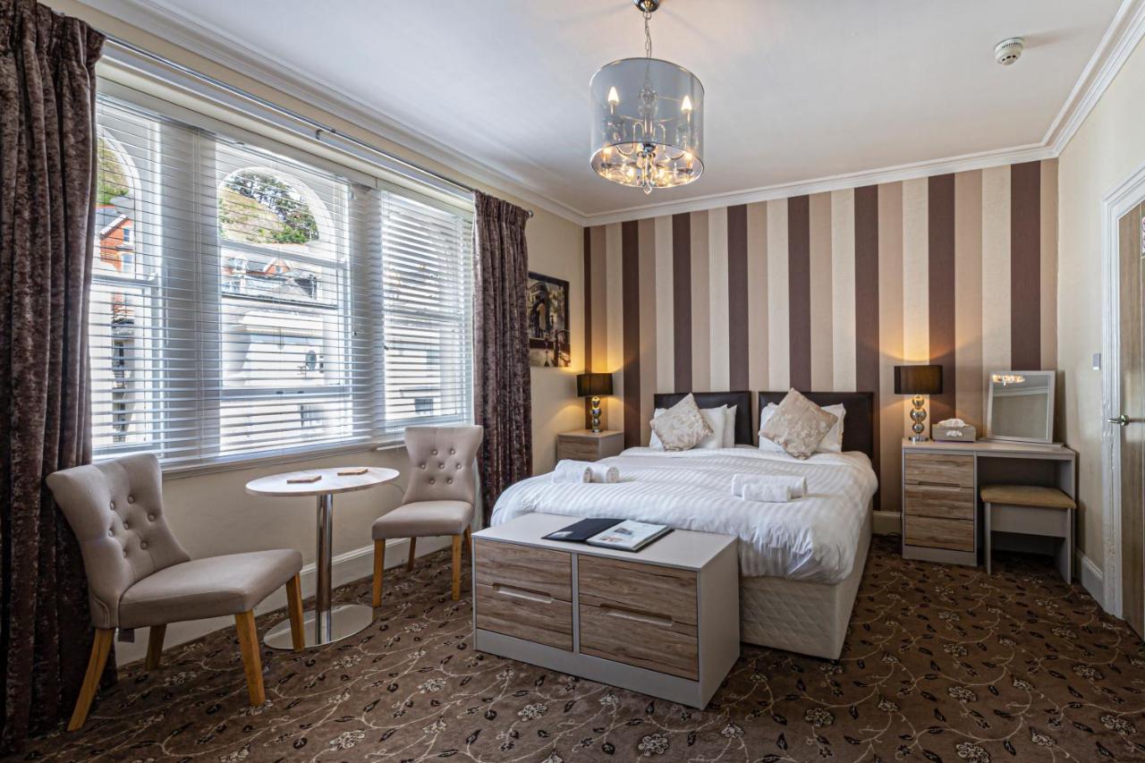 Snooze Bed & Breakfast Llandudno Ngoại thất bức ảnh